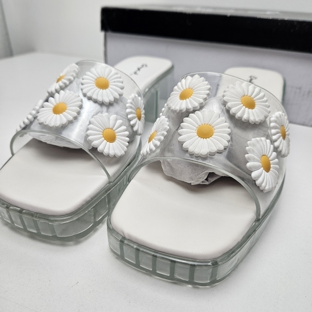 Daisies For Days Platform Mules Daisies Shoes - Picture 2 of 9